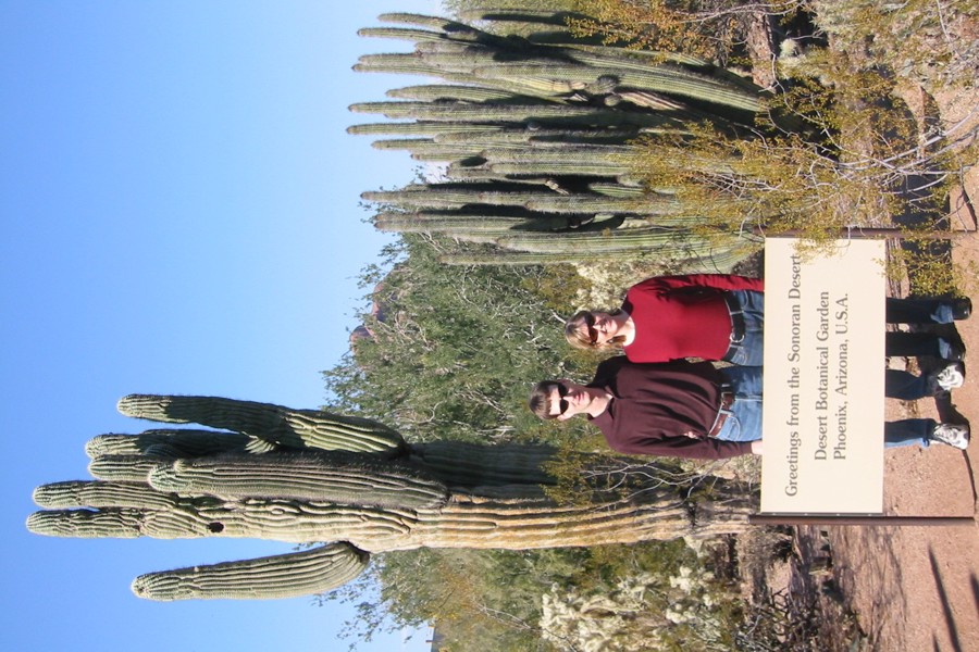 ../image/bill and julie at phoenix botanical gardens 1.jpg